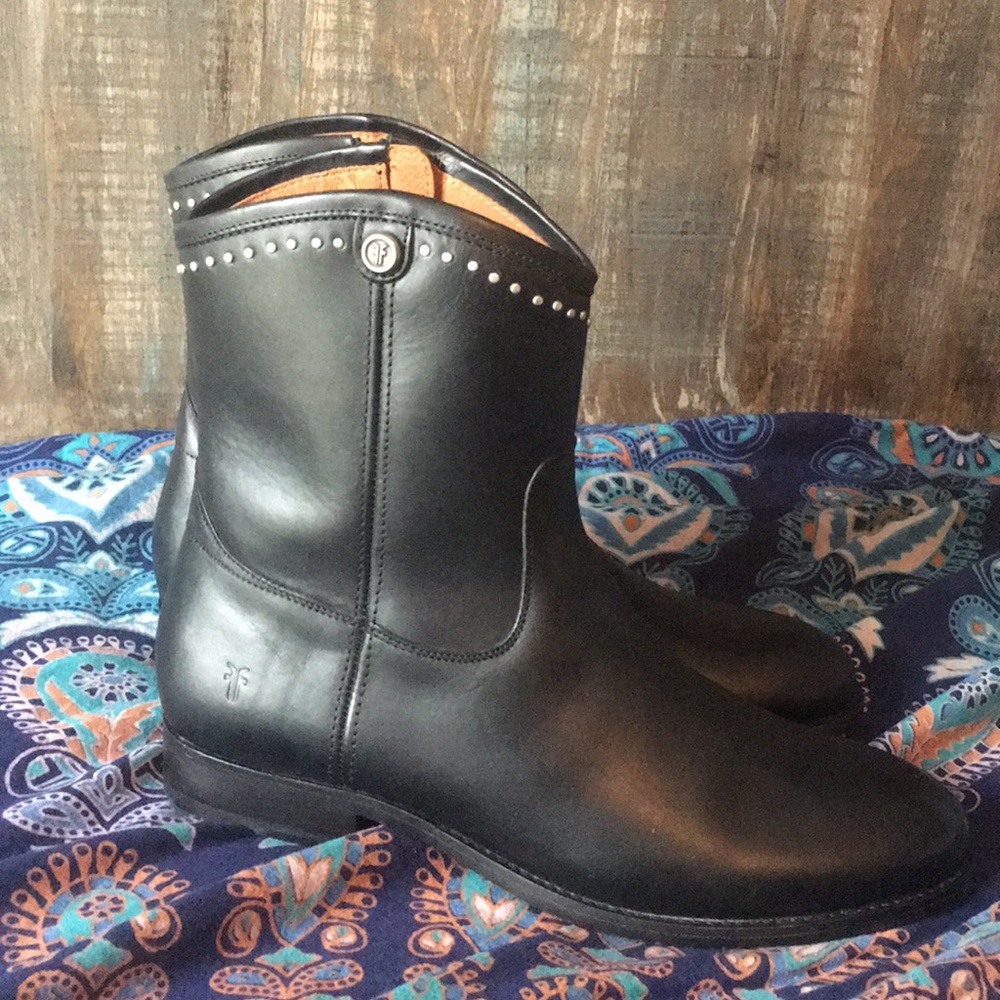 Frye Boots 8.5